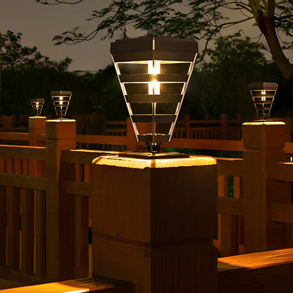 Smart Solar Black Outdoor Post Light Weatherproof LED Lawn Lamp with Intelligent Light Control