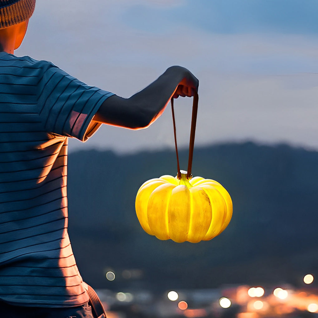 Portable Resin Pumpkin LED Garden Light – USB-Rechargeable Waterproof Outdoor Decorative Lamp