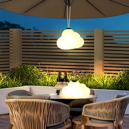 Waterproof Cloud-Shaped USB Rechargeable Outdoor Hanging Lights – Creative LED Patio & Courtyard Lamp