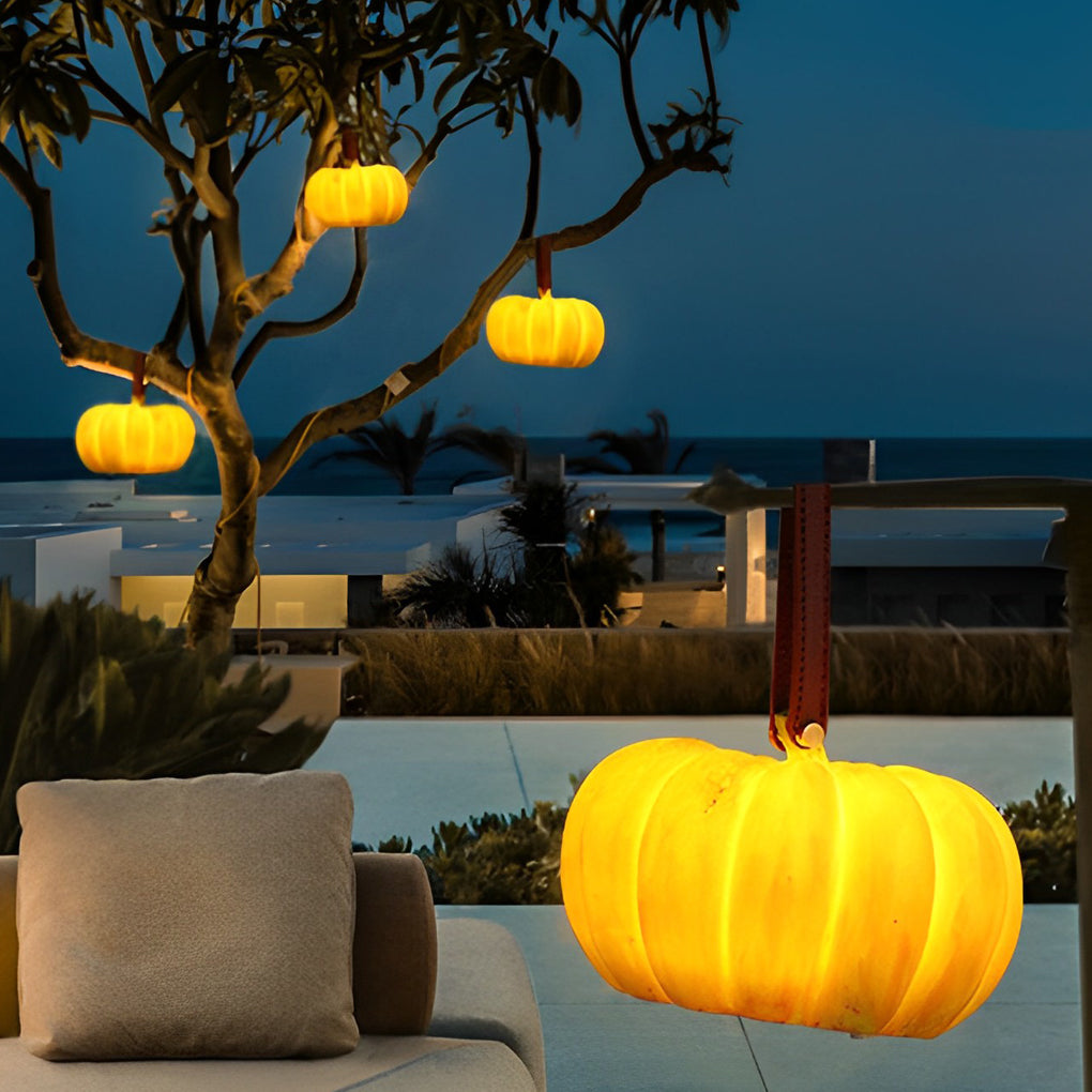 Portable Resin Pumpkin LED Garden Light – USB-Rechargeable Waterproof Outdoor Decorative Lamp