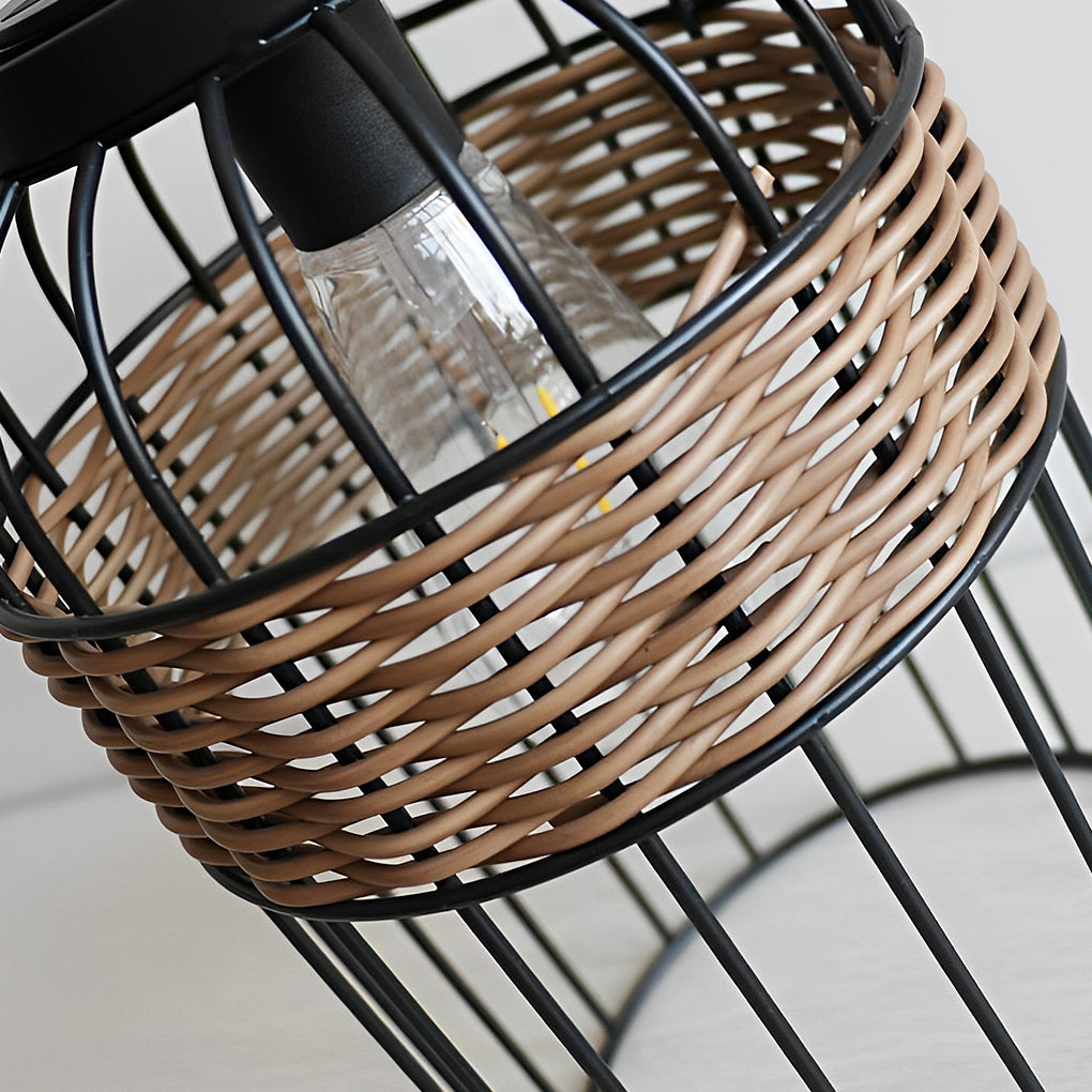 Portable Solar Rattan Lantern – Waterproof Handwoven Outdoor Garden Night Light for Patio & Courtyard