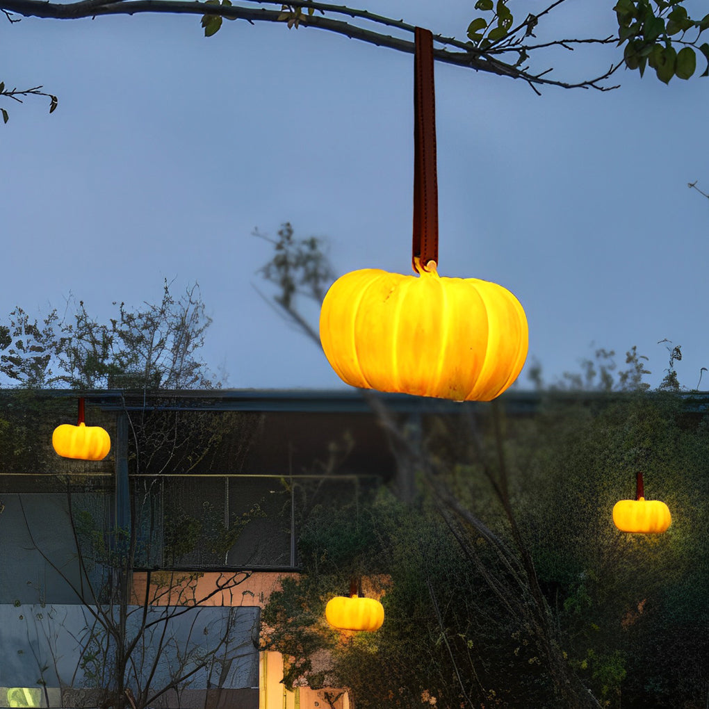 Portable Resin Pumpkin LED Garden Light – USB-Rechargeable Waterproof Outdoor Decorative Lamp