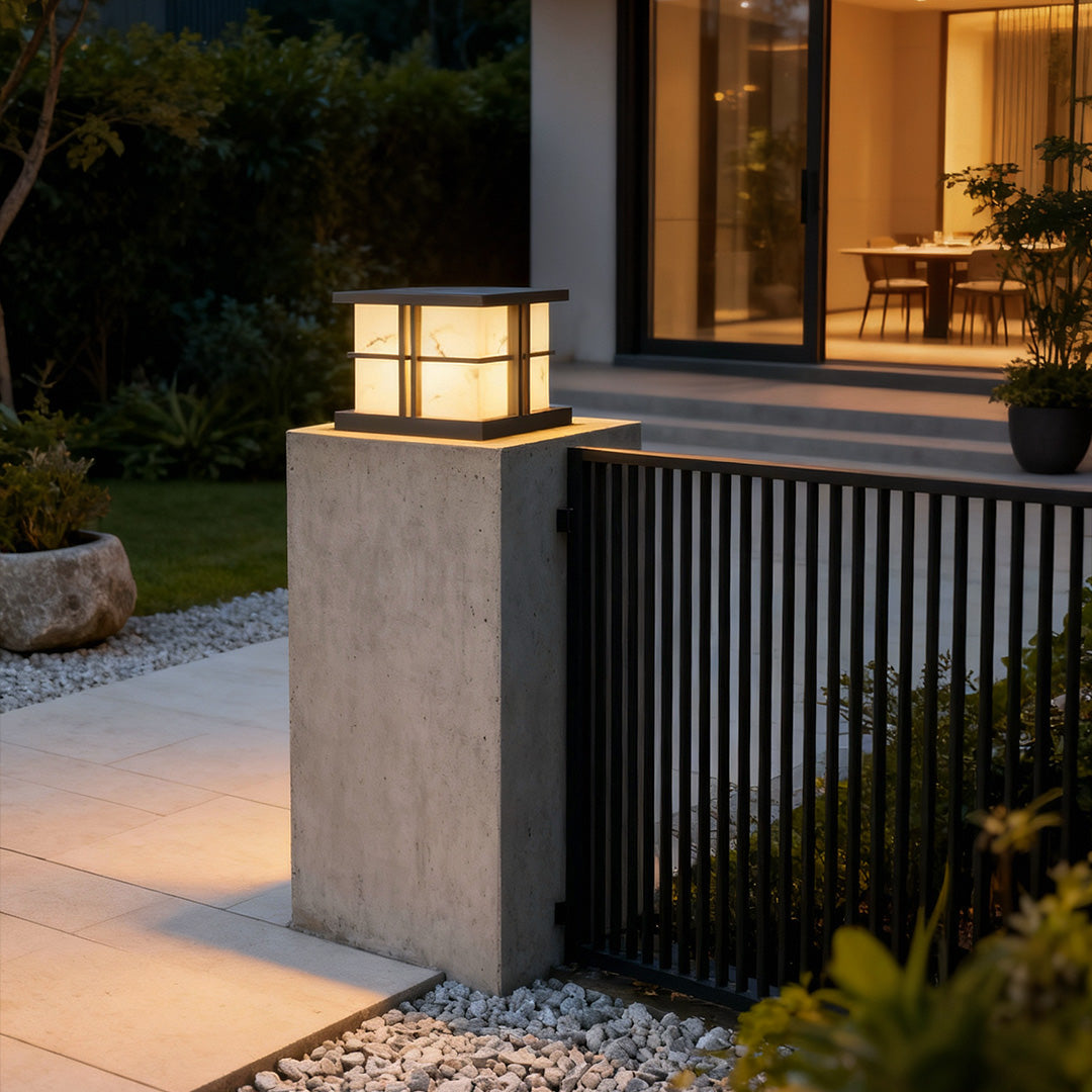 Pillar Light Design Outdoor Waterproof Courtyard Light