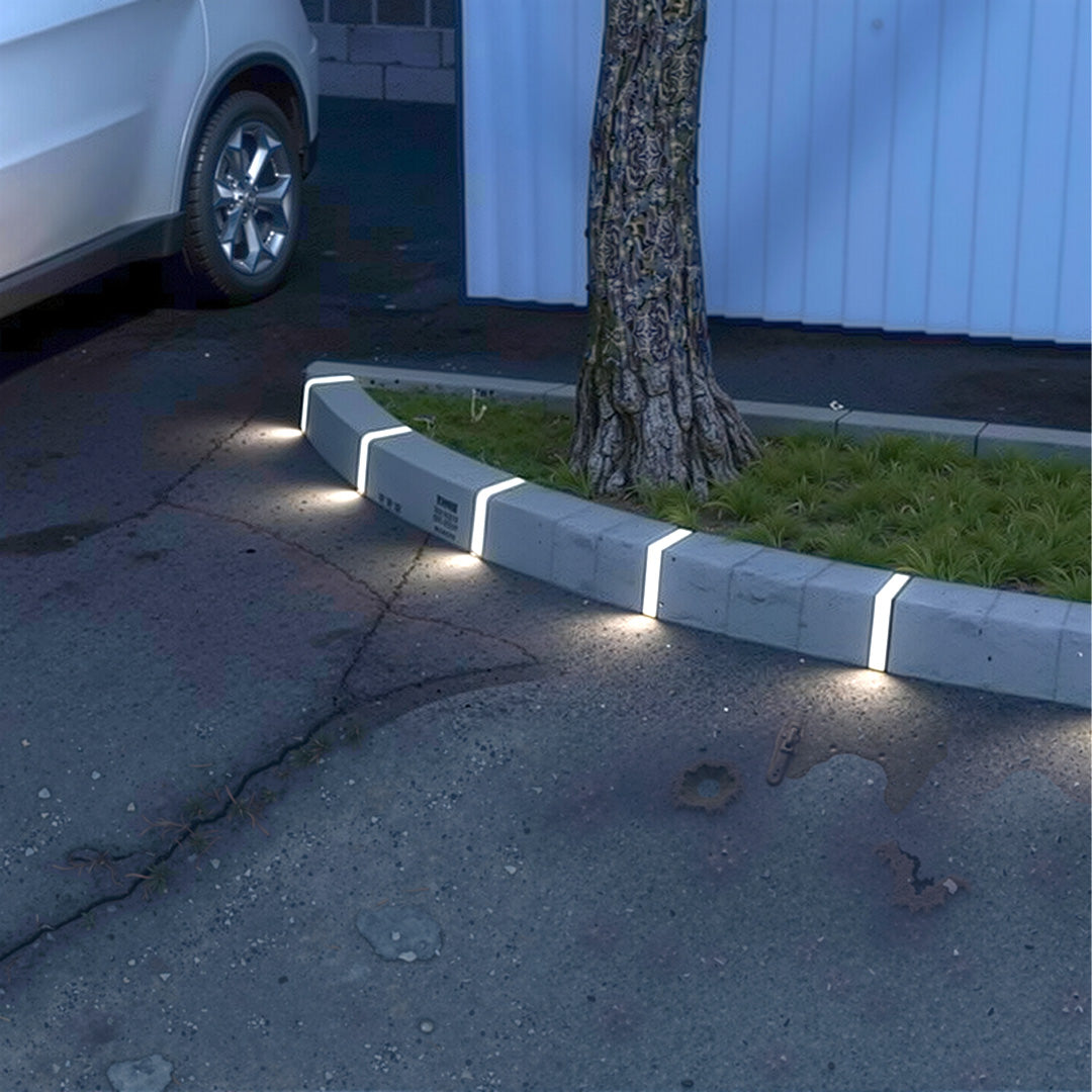 Deck Lighting for Steps Waterproof Decorative Courtyard Lamp