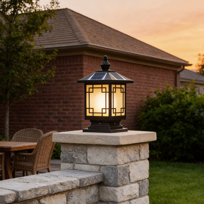 Lantern Pillar Lights Vintage Grid Waterproof Solar Light
