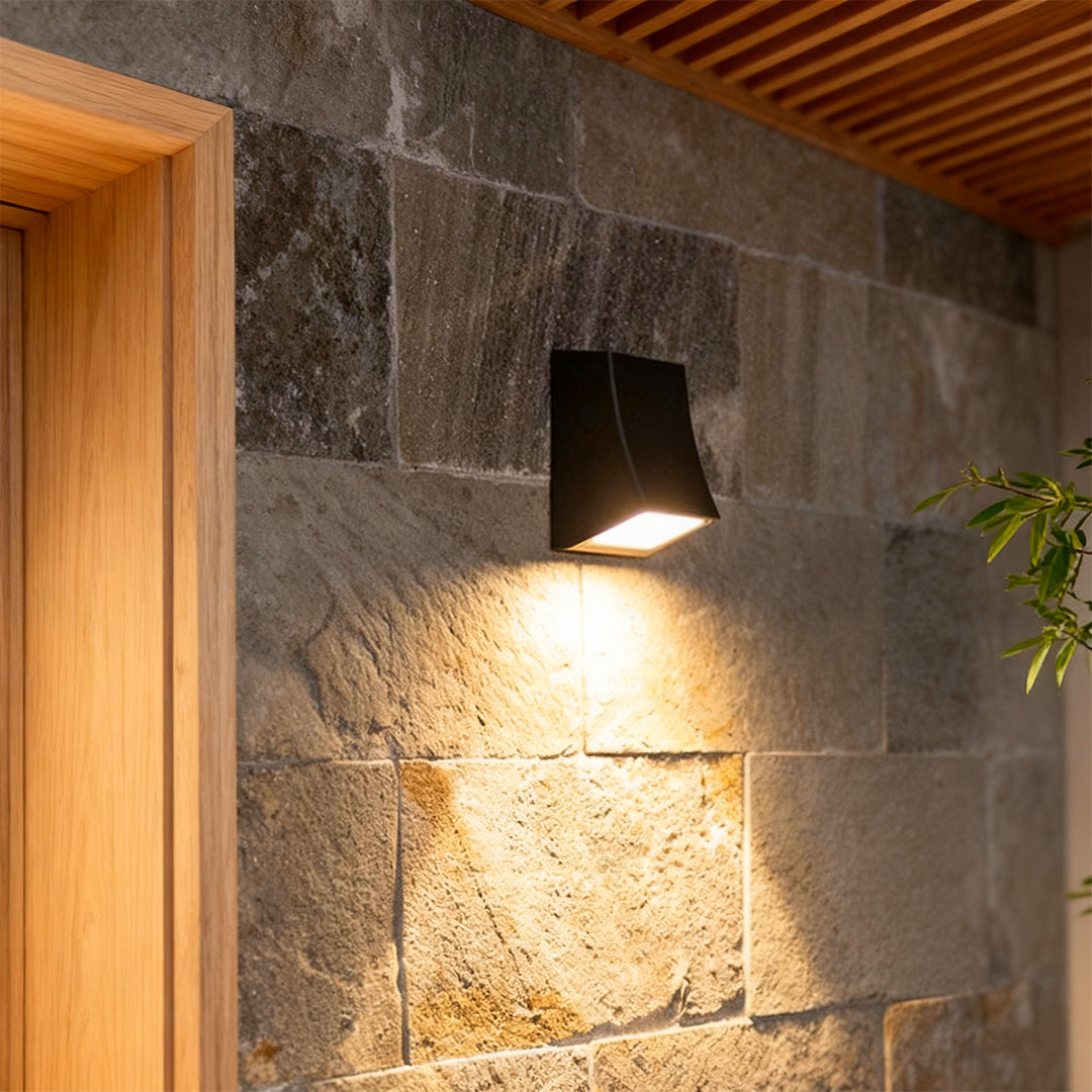 LED Outdoor Wall Sconce Industrial Style Waterproof Wall Lighting
