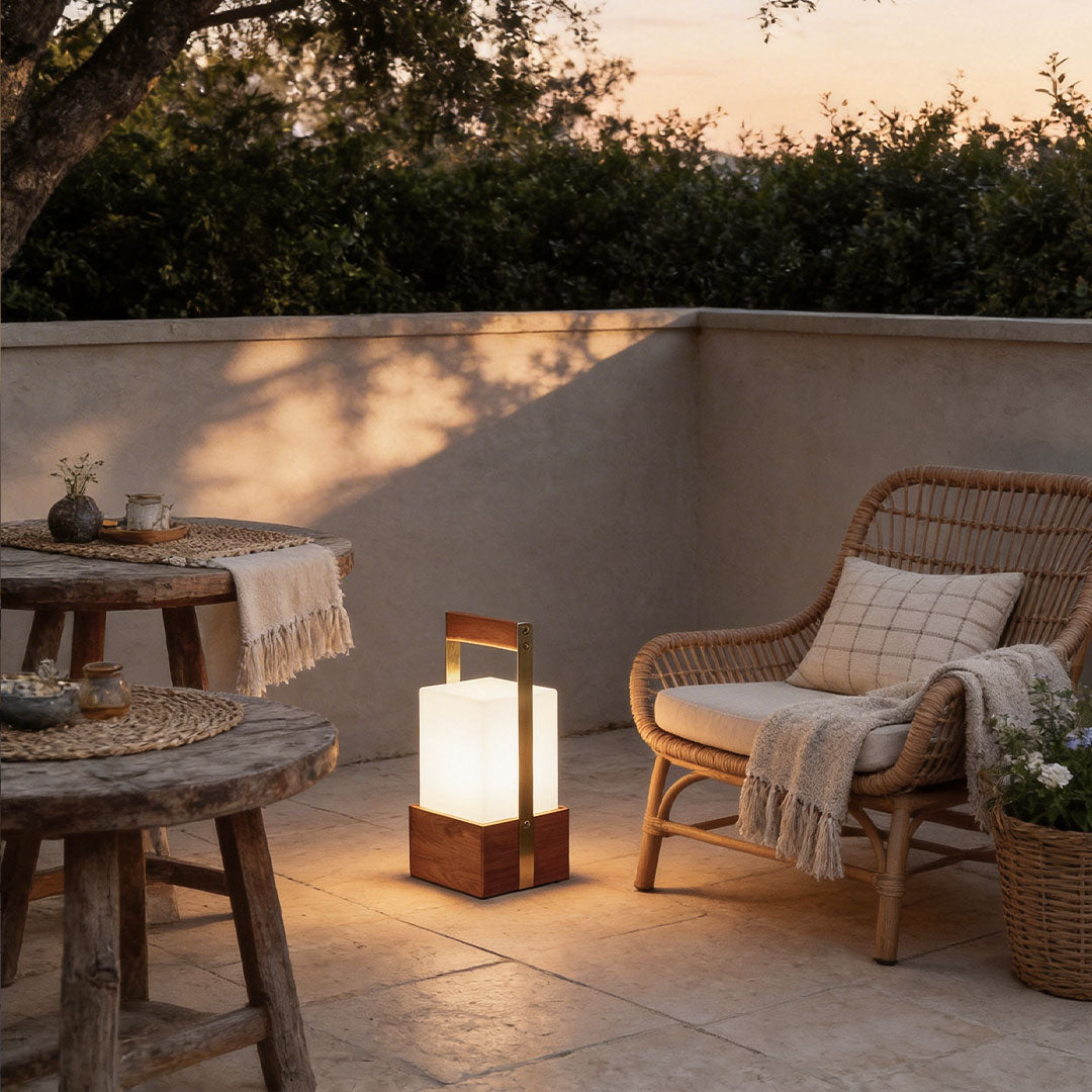 Outdoor Lights Lanterns Portable Waterproof Landscape Light