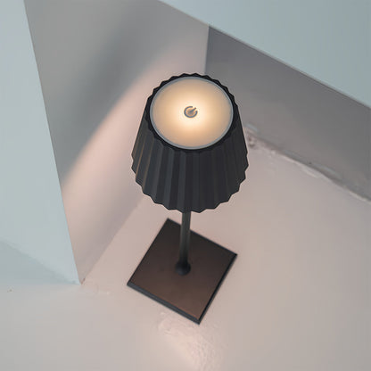 Chic Modern Metal Table Lamp with Rechargeable Battery, Touch-Activated and Cordless Buffet Lamps