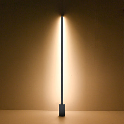 Contemporary Outdoor Floor Lamps Waterproof LED Linear Lamp