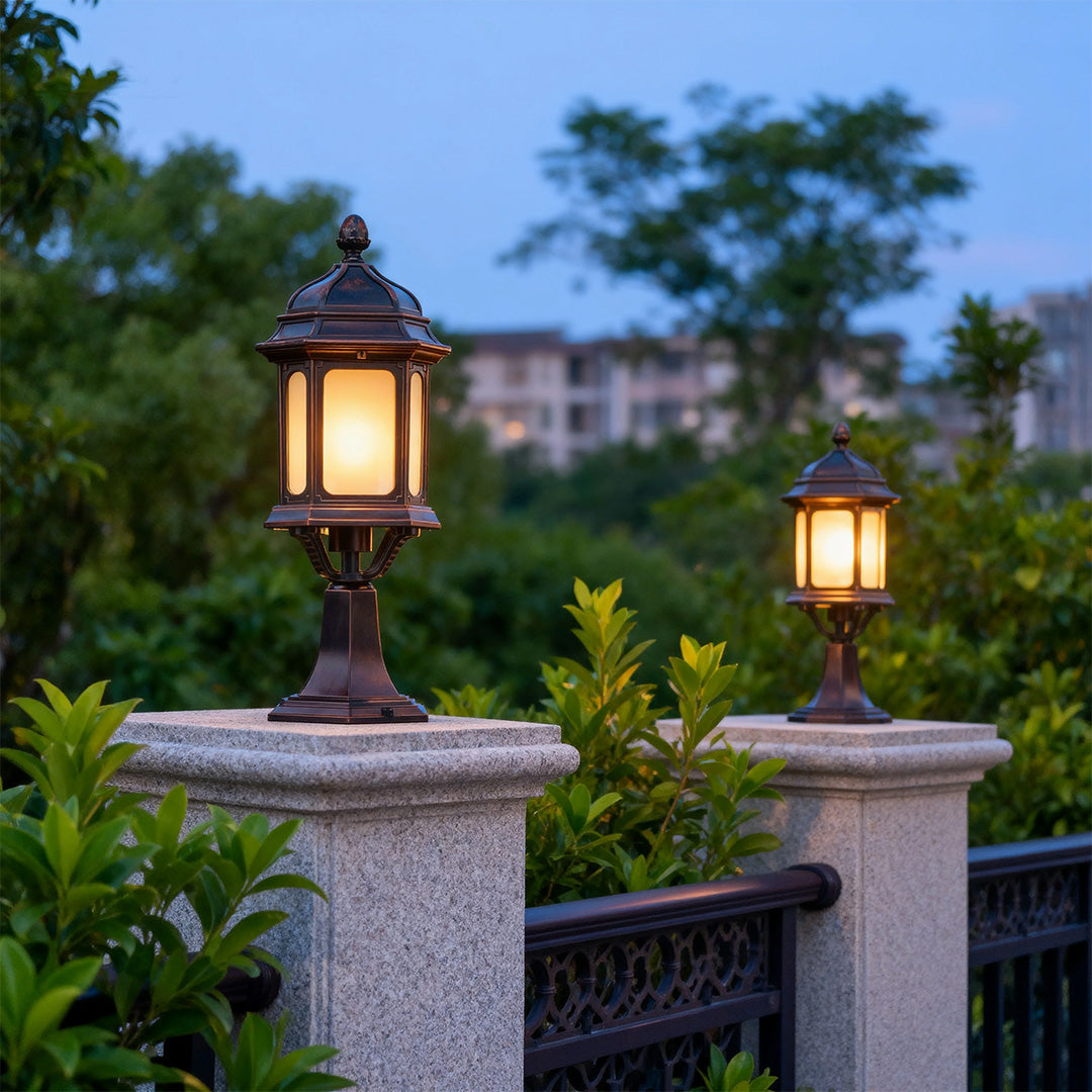 Outdoor Patio Pillar Lights Weatherproof High-Brightness Light