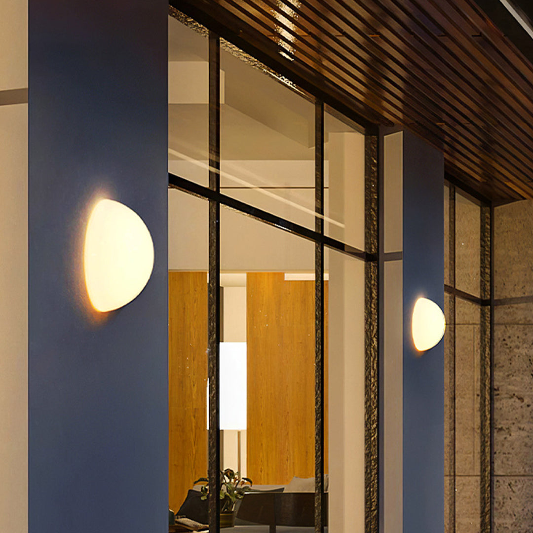 Outdoor Lighting Wall Mounted Waterproof Semi-Spherical Glass Light